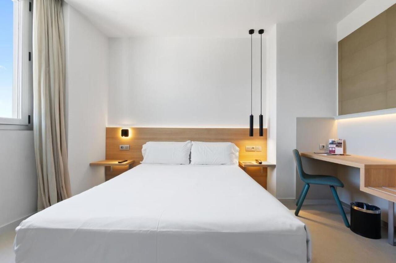 Hotel Areca Тореляно Екстериор снимка