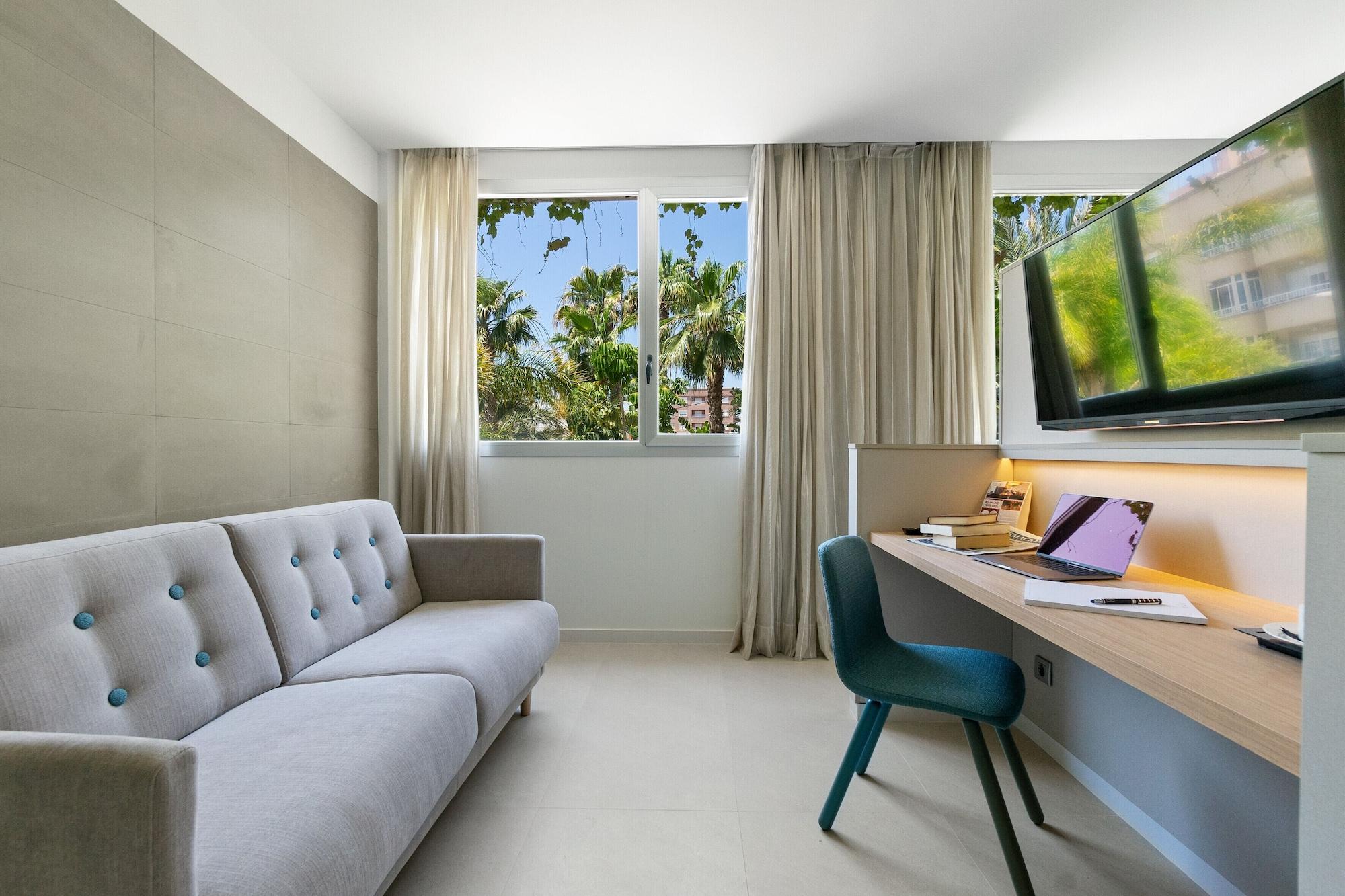 Hotel Areca Тореляно Екстериор снимка