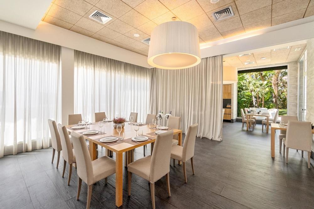 Hotel Areca Тореляно Екстериор снимка