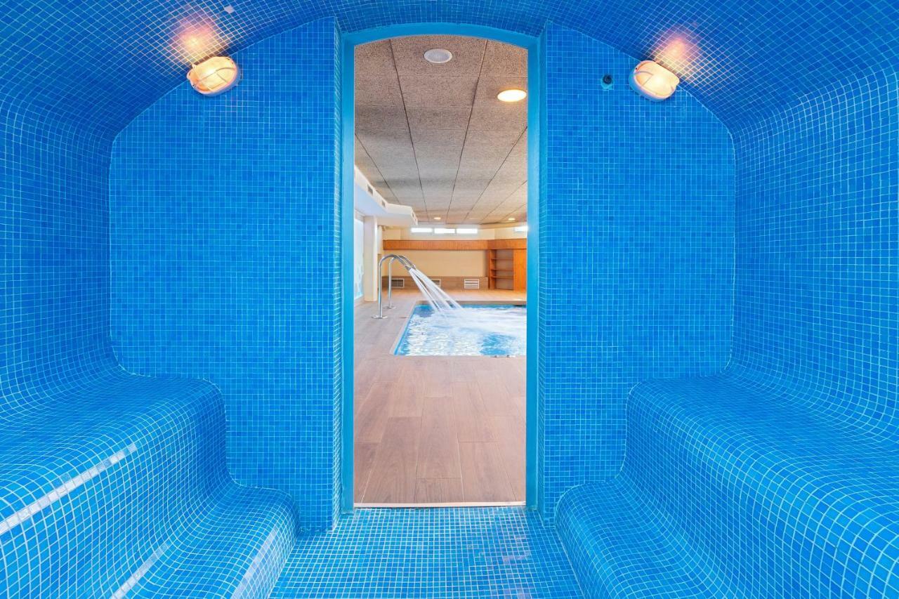 Hotel Areca Тореляно Екстериор снимка